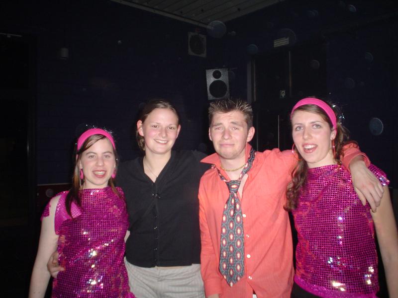 20040505 Wednesday night Fever 09