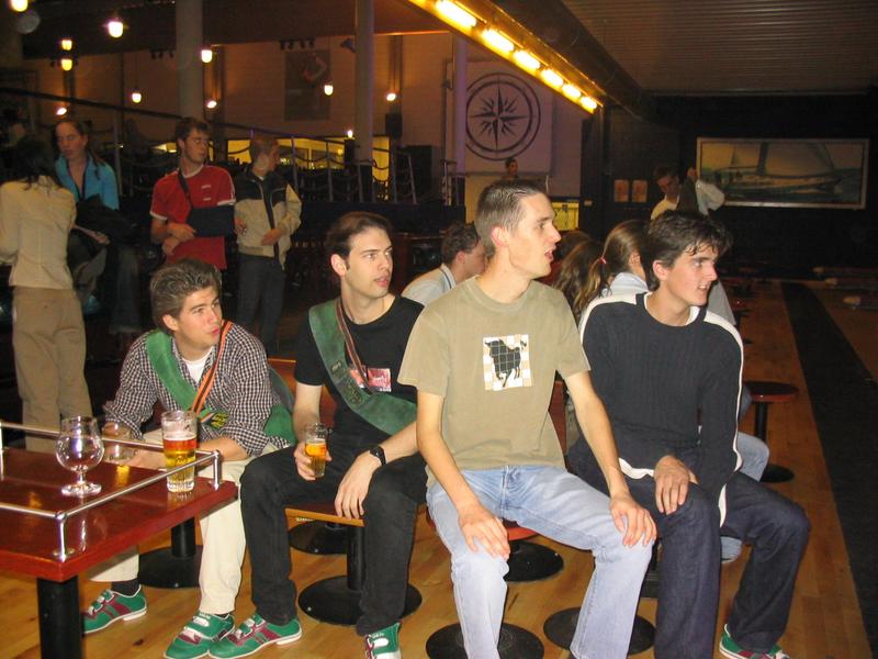 20041021 Bowling 04