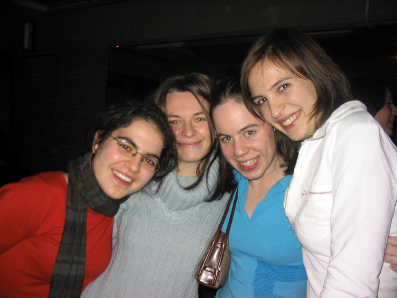 20041215 Lounge 141