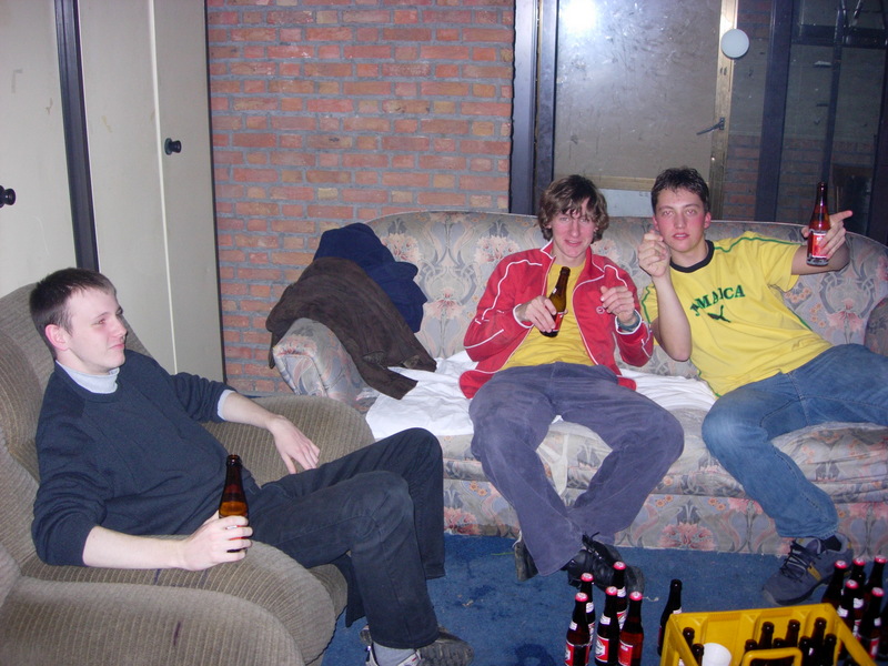 20041215 Lounge 202