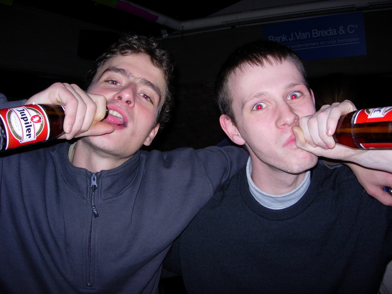 20041215 Lounge 206