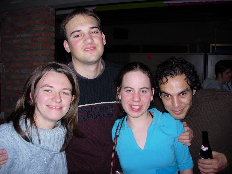 20041215 Lounge 232