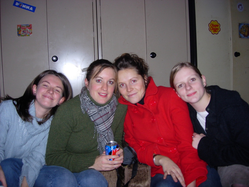 20041215 Lounge 260
