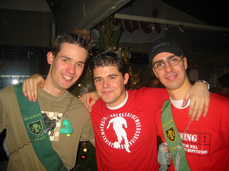 20041215 Lounge niels roel thomas