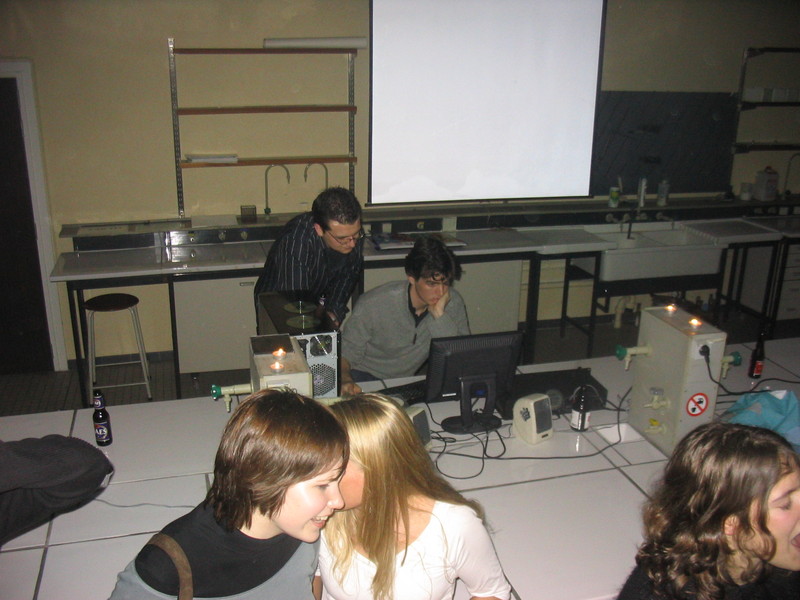 20060306 Vin Chaud Microbio 083