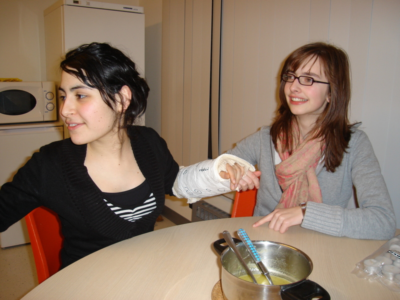 200703 Ontgroening Gamze en Tanya 279