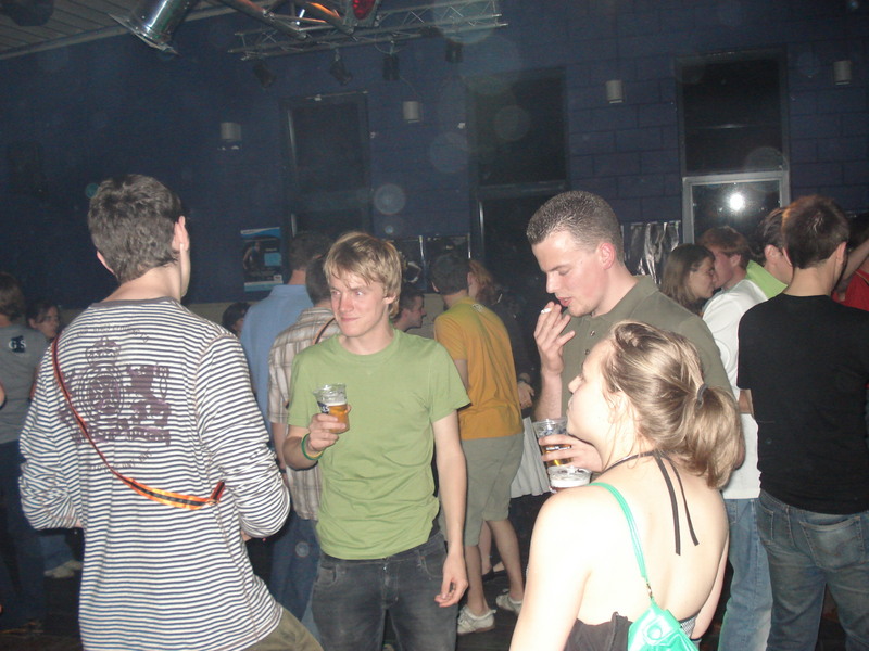 20070504-001531 Thursday Night Fever