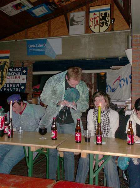 20071119-221139 Klakkendoop